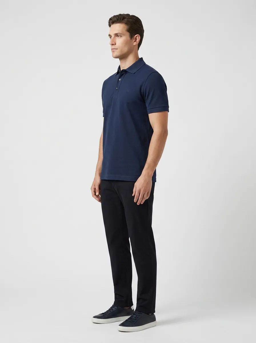 Geometric-Detail Men's Polo Shirt