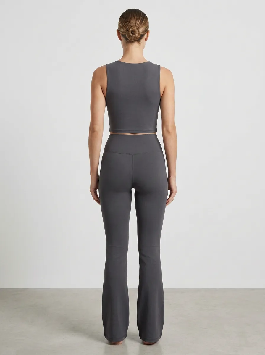Workout Movement-Look Women's Tank Top Flare Pants Active Set