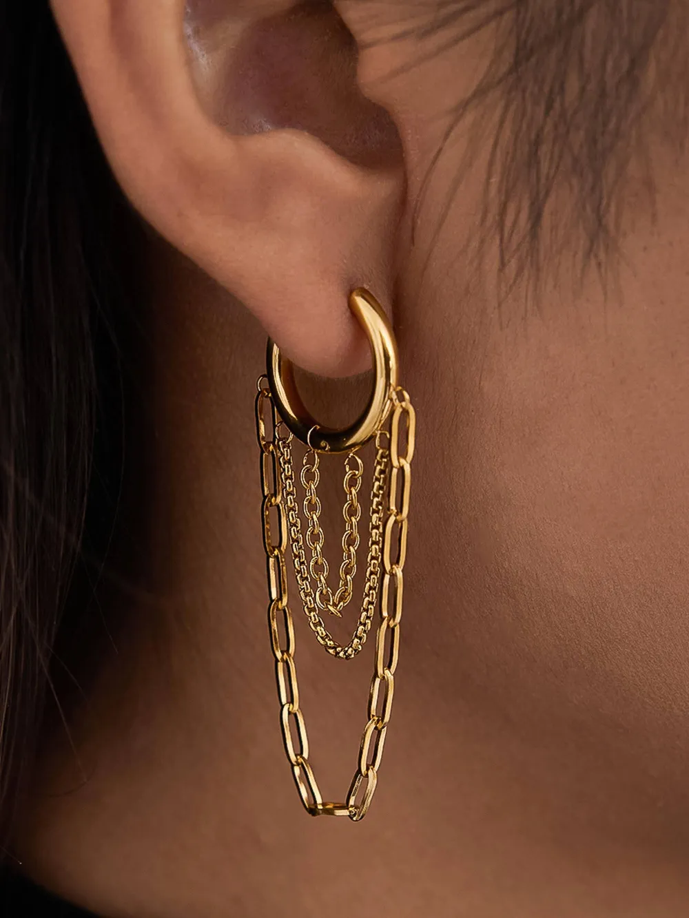 Refined Everyday Accessory 128