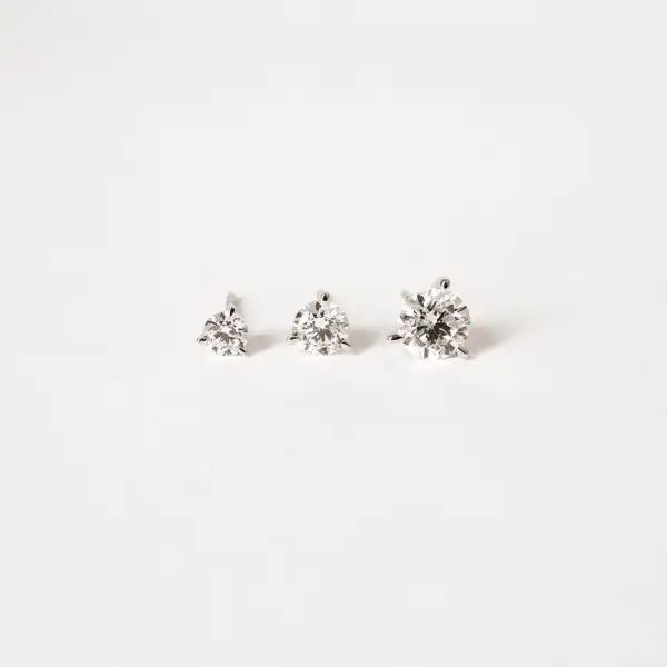 Diamond Solitaire Earring