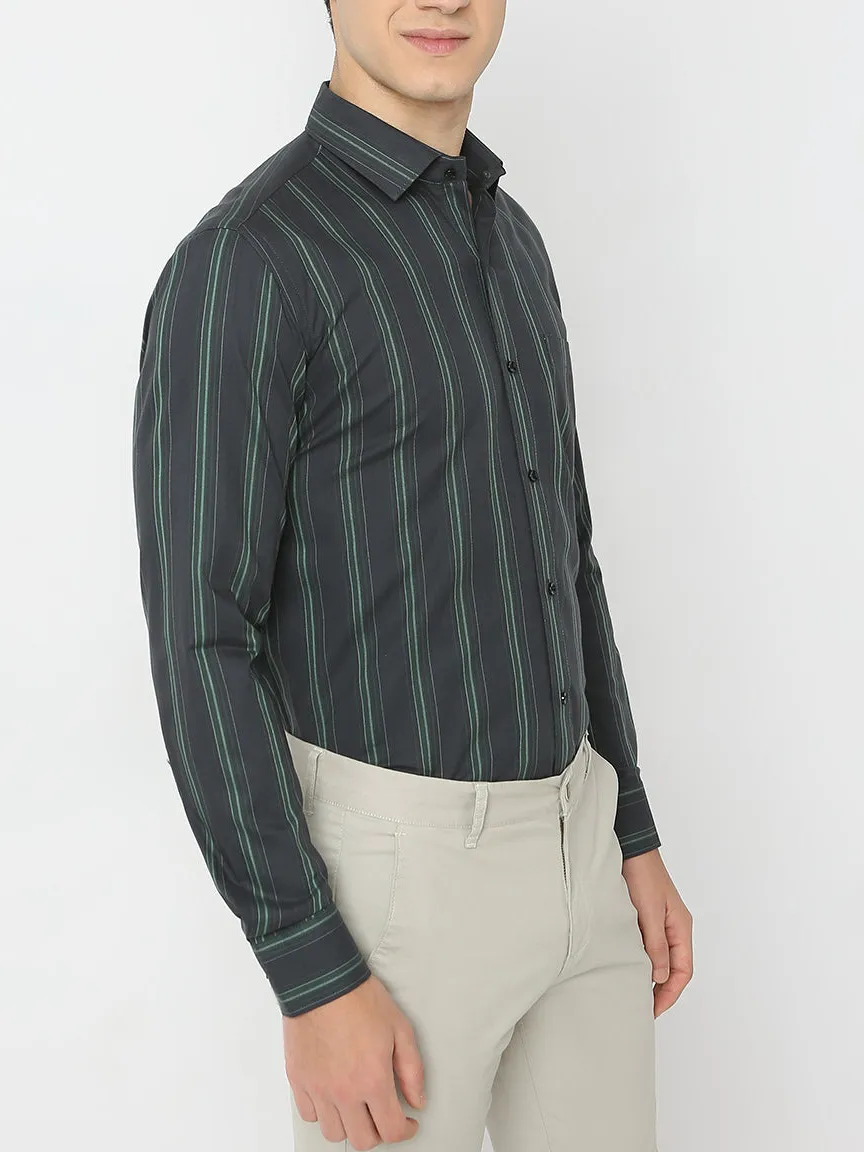 Everyday Striped Slim Fit Men's Formal Shirt