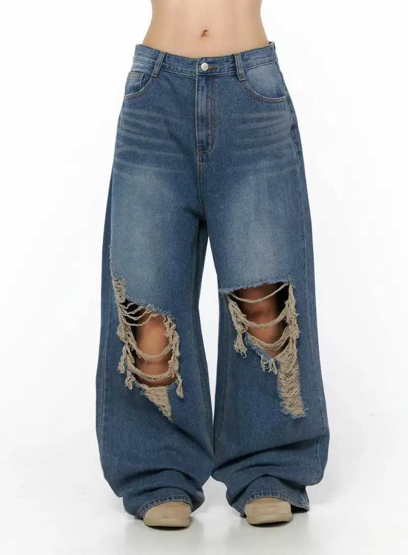 Contemporary Distressed Wide Leg Jeans