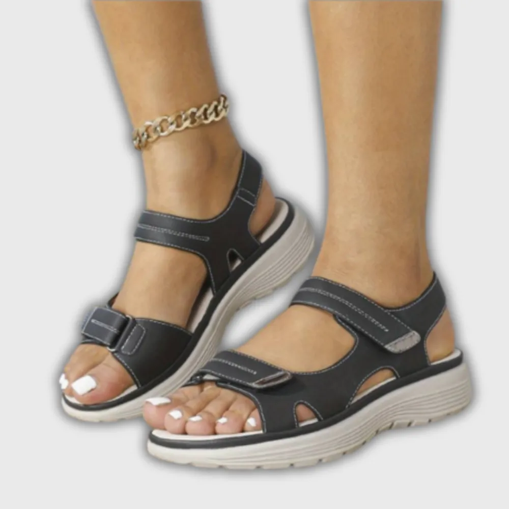 Elegant Refined Everyday Flat Sandals