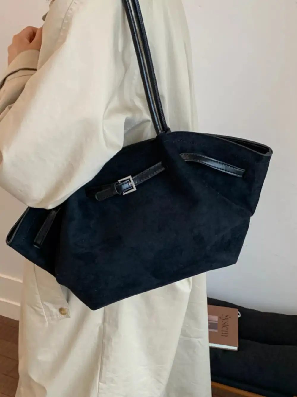 Solid Buckle Tote Bag