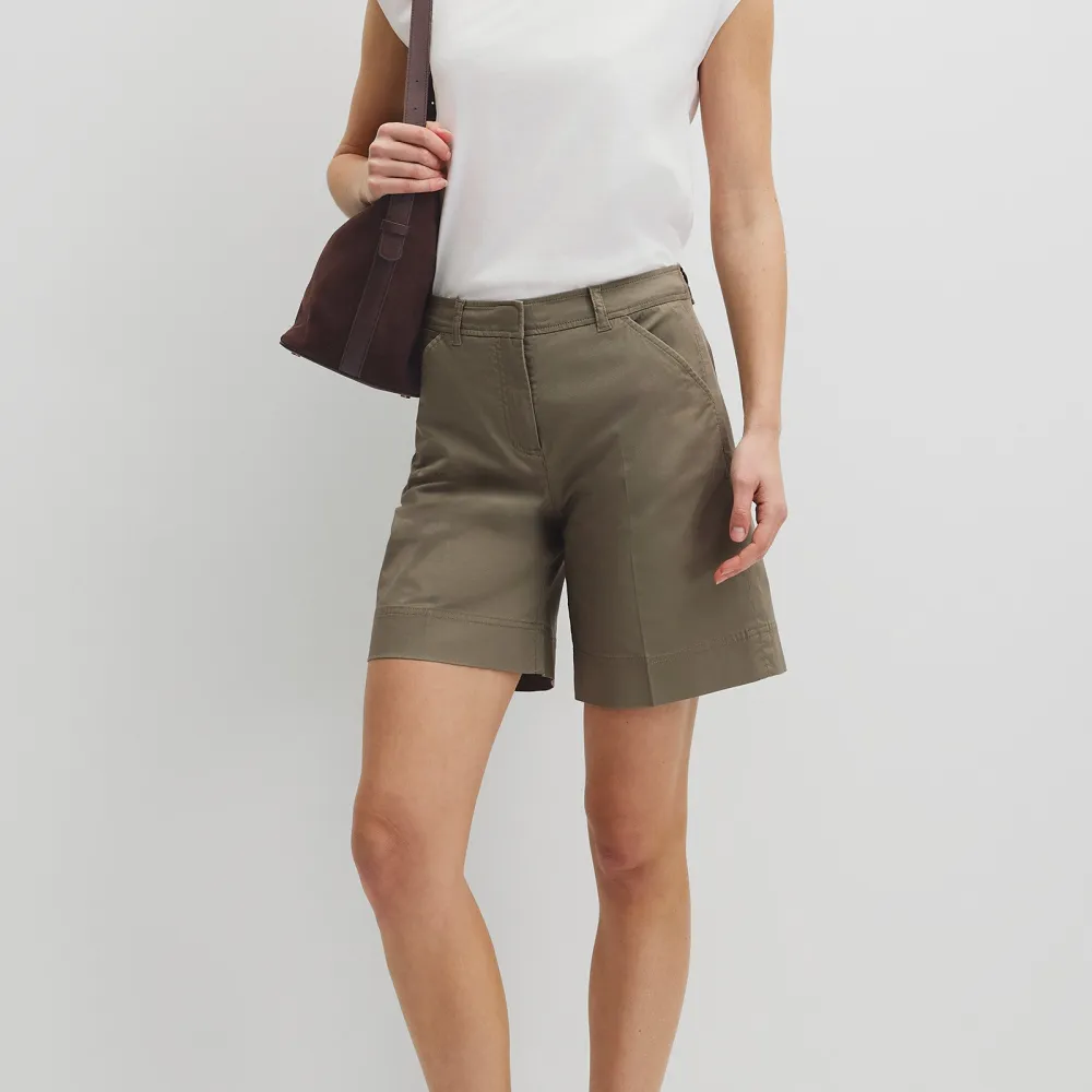 Women's Artful Classic Shorts