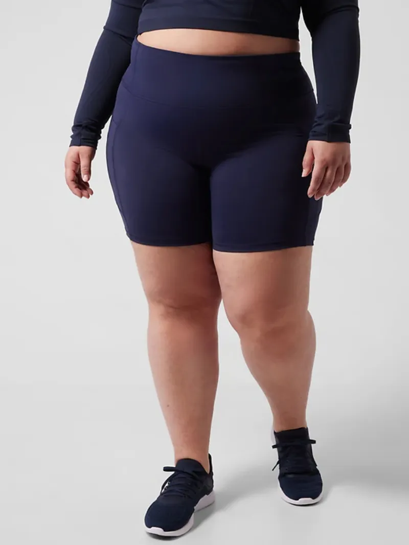 Contoured Biker Shorts For Chic Active Style