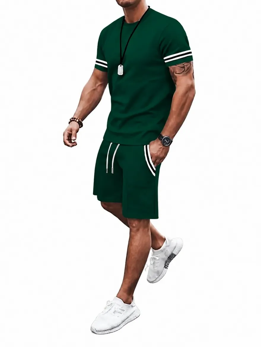 Men's Two-Piece Set: Color-Contrast Trim T-Shirt and Drawstring Shorts