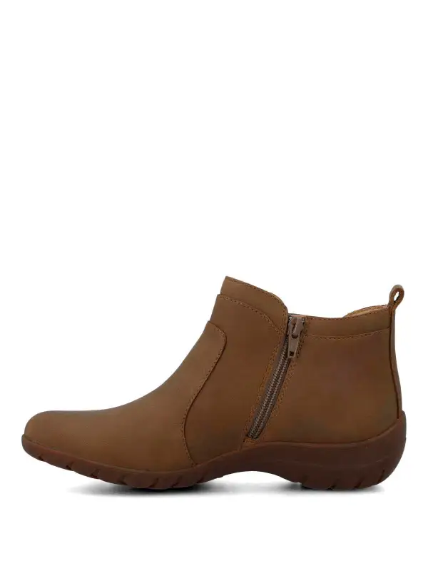 Versatile Minimal Ankle Boots