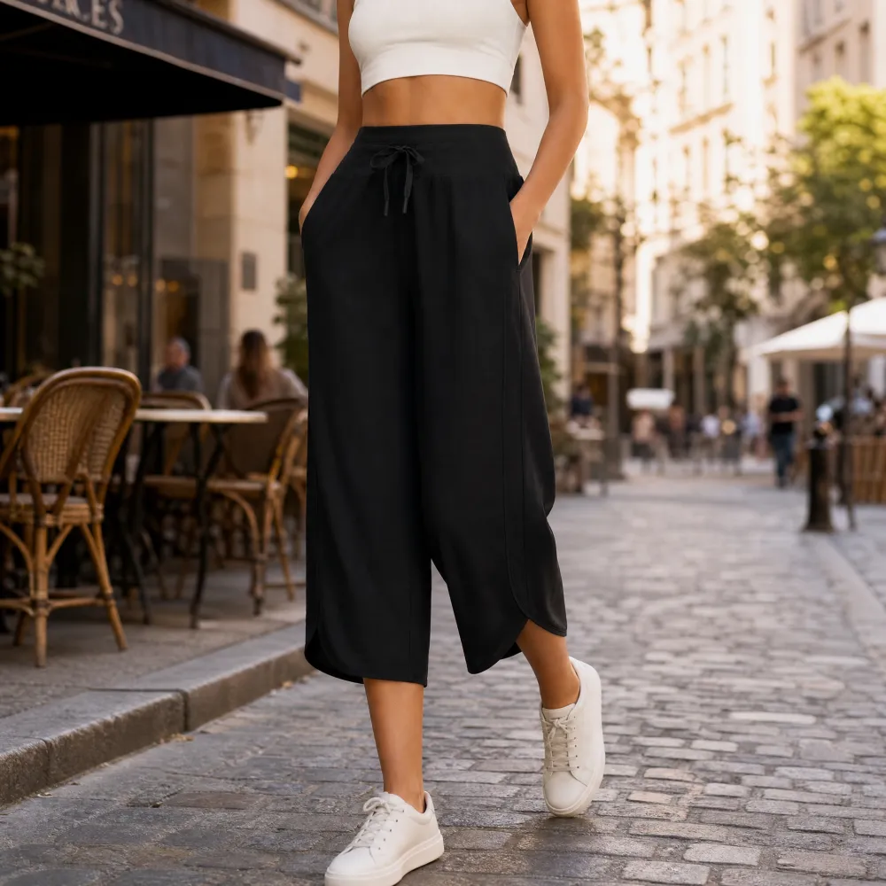 Tulip-hem Capri Pants with Pockets