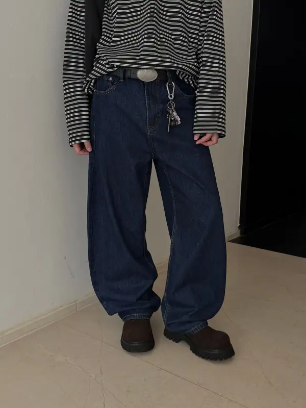Loose Fit Jeans