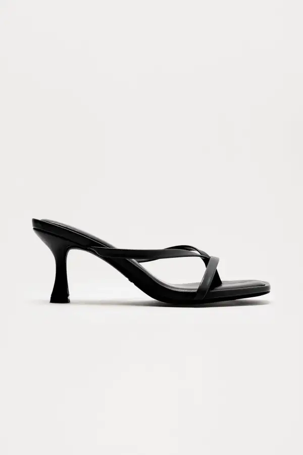 Panama Thong Mules - Black/Black
