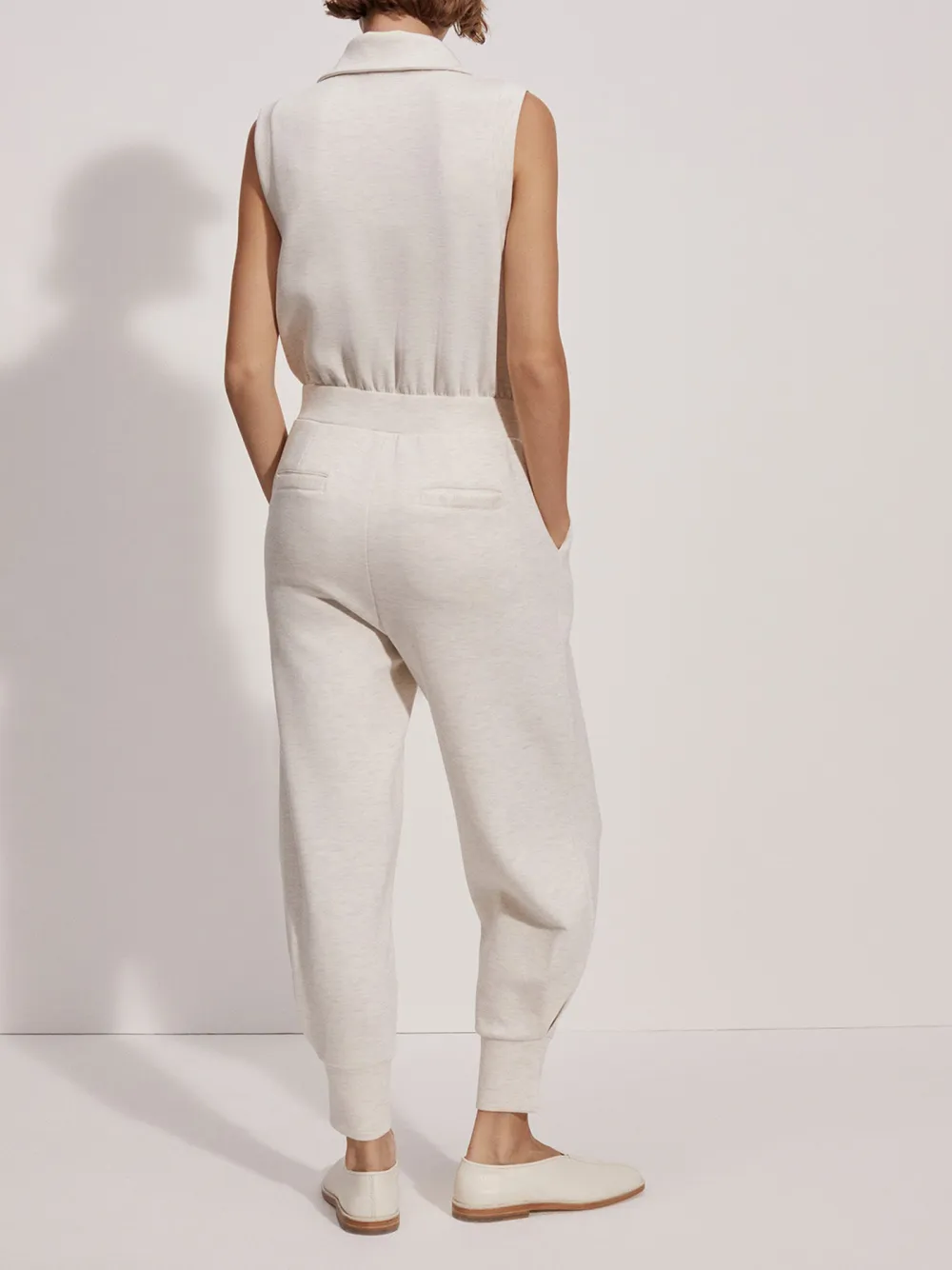 Elegant Sleeveless Zip-Front Jumpsuit