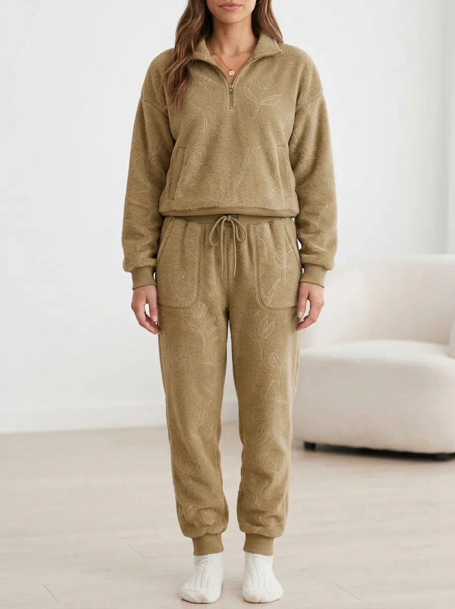 Everyday Floral Embossed Fleece Profile Women's Fleece Lounge Set