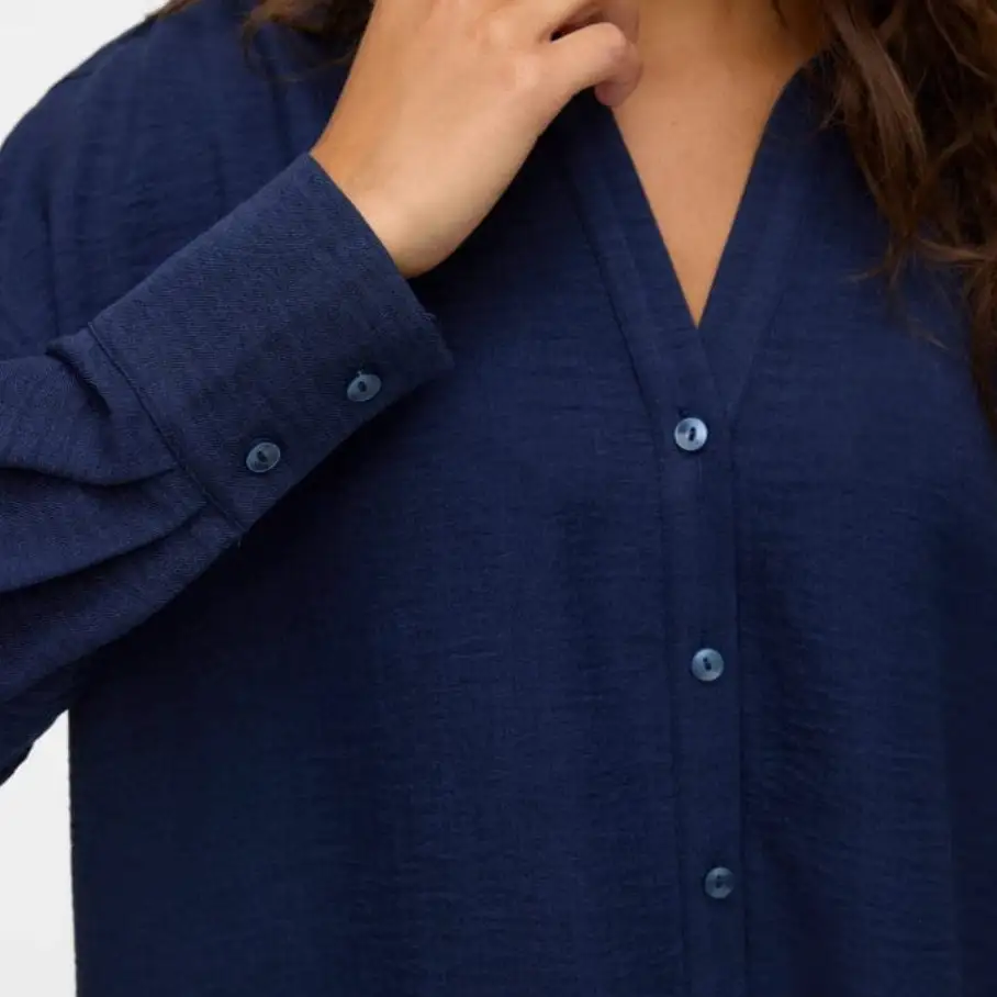 Button-Up Long-Sleeve Women's Shirt