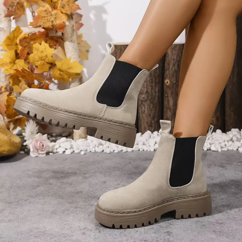 Easy Round Toe Platform Boots