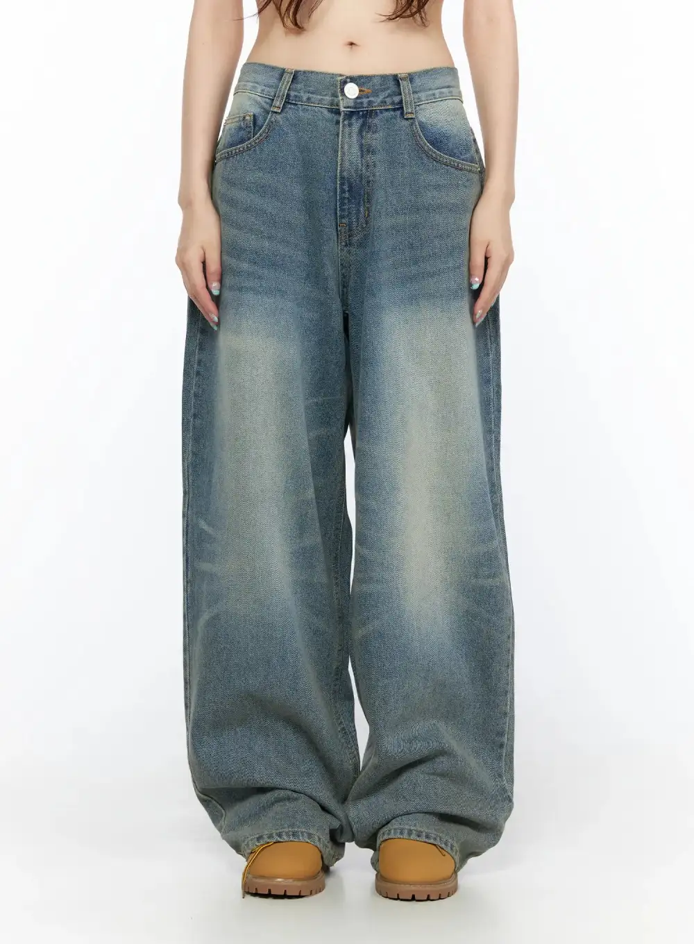 Wide-Fit Casual Baggy Jeans