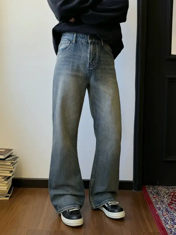 Clean Fit Washed Bootcut Jeans
