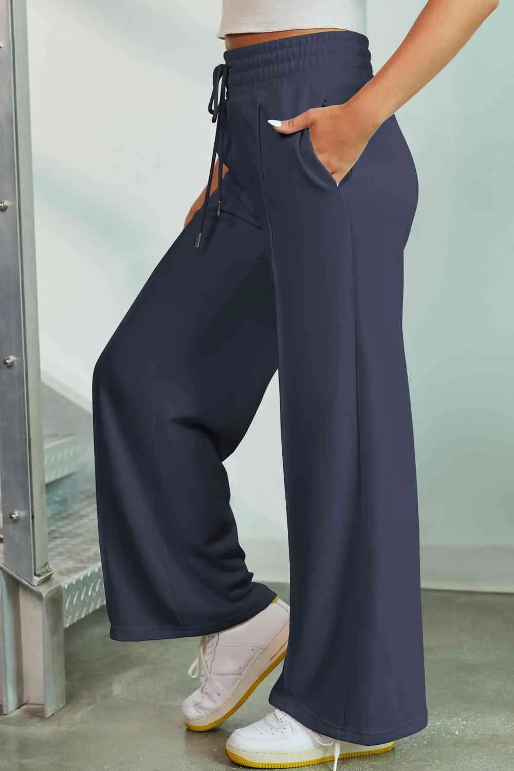 Polished Drawstring Wide Leg Pants With Pocket