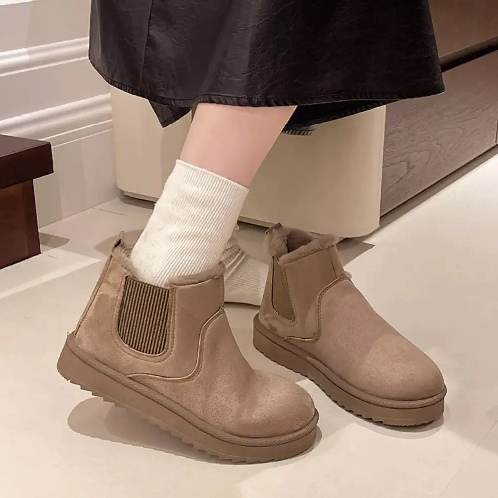 Textured Round Toe Platform Boots
