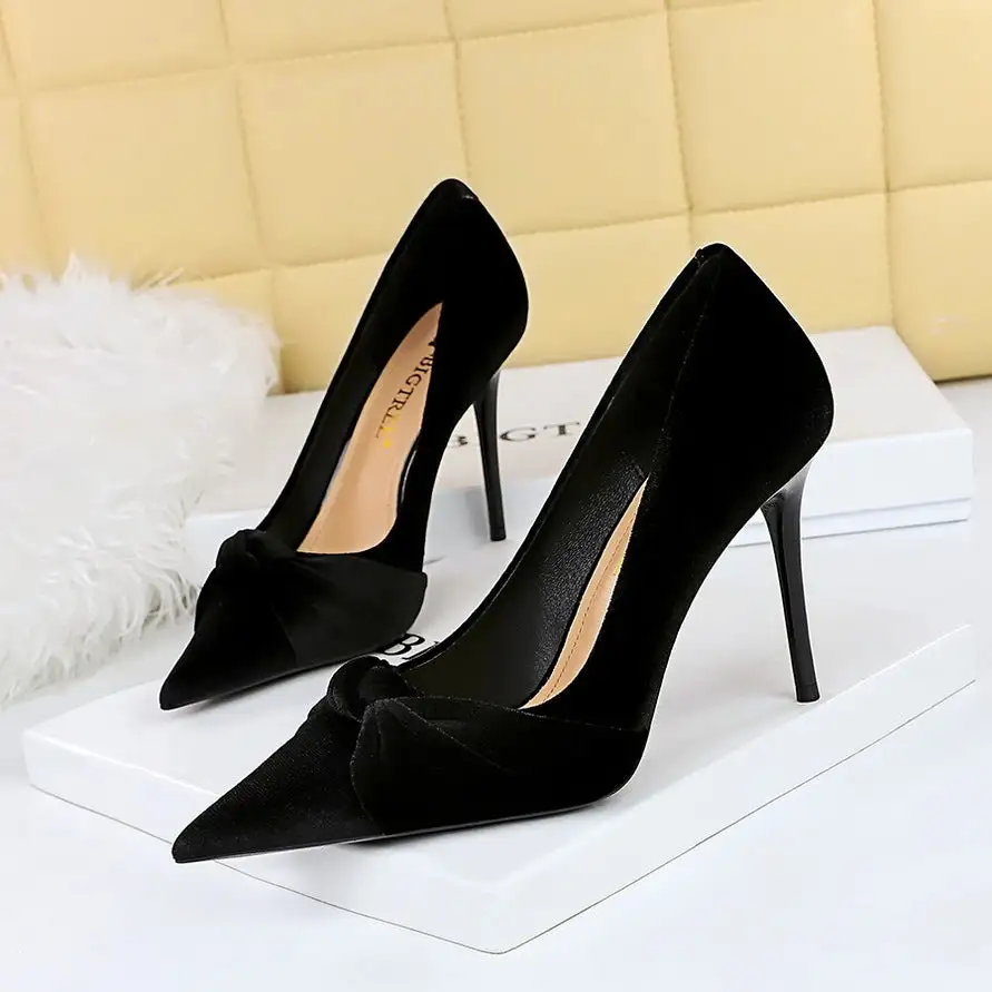 Bow Detail Stiletto Heels