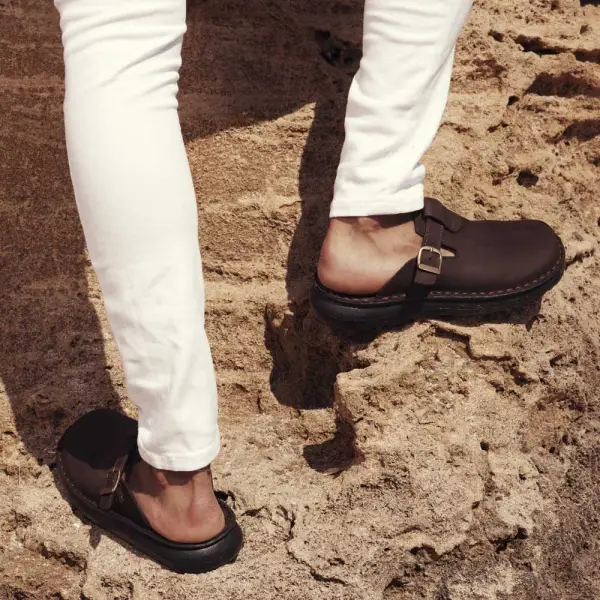 Everyday Leather Clog Toe Sandals