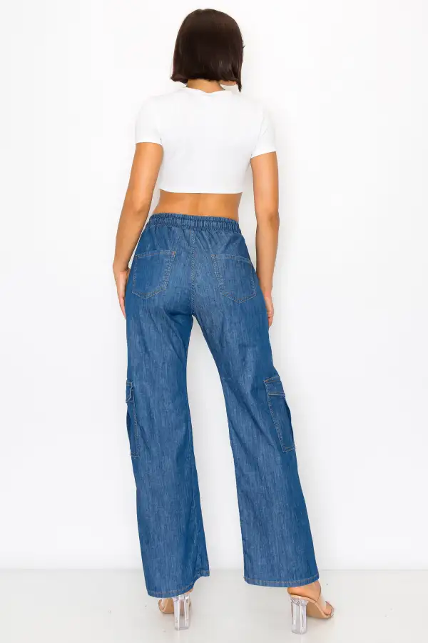 Mid-Rise Wide-Leg Cargo Pants