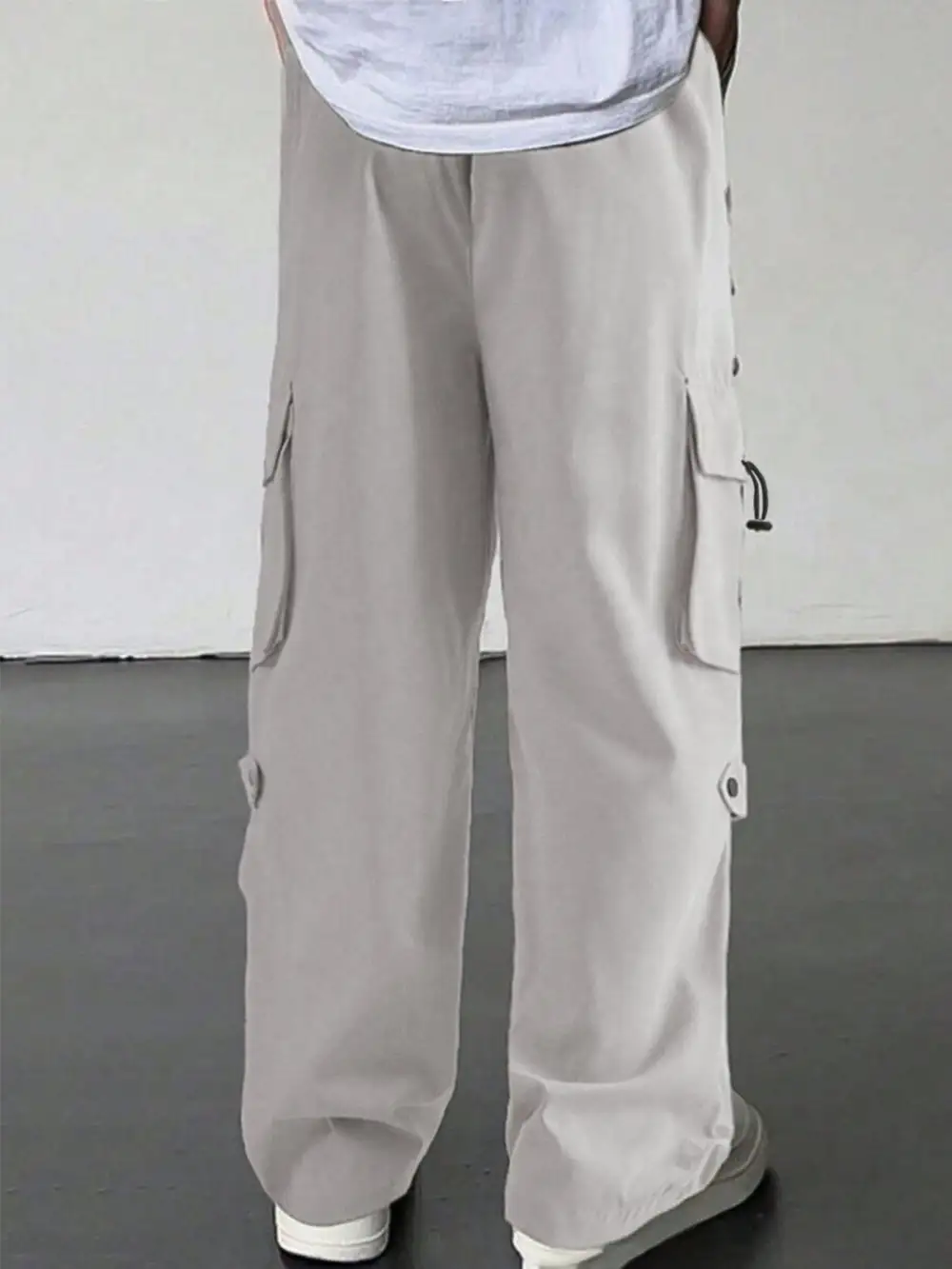 Modern Men's Loose Fit Cargo Pants