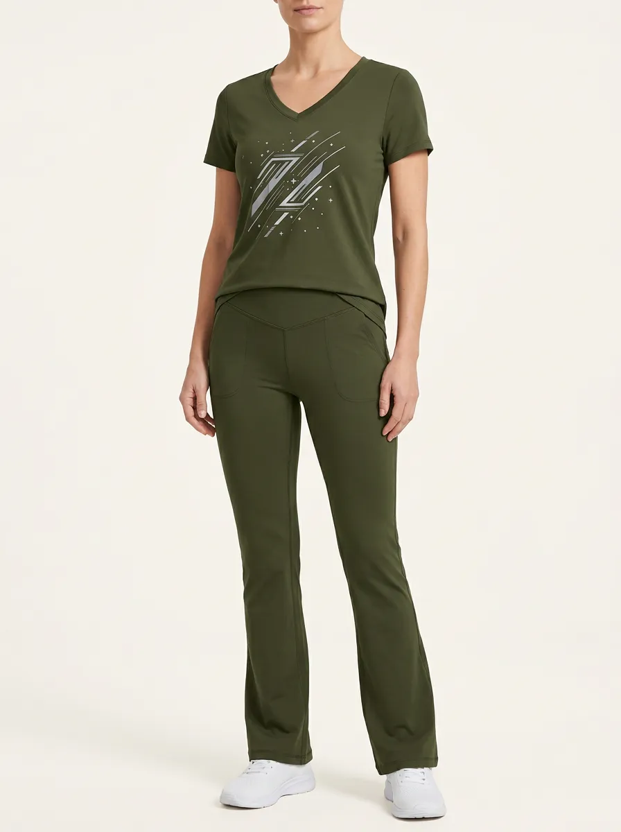 Women's Geometric Star Graphic V-Neck T-Shirt and Flare Pants Set