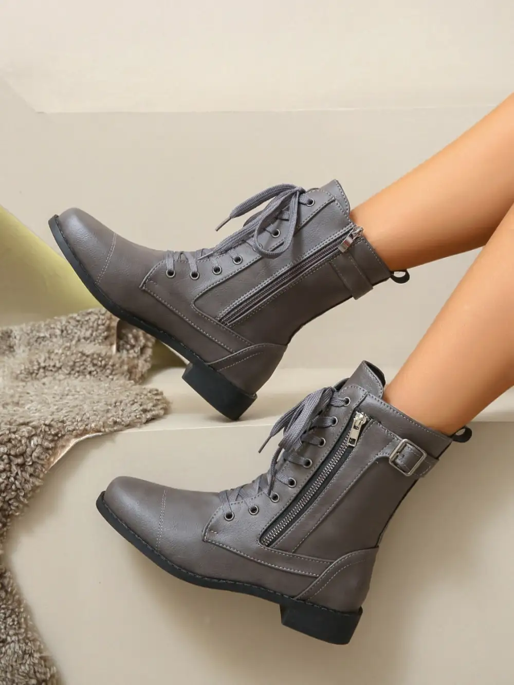 Lace Pu Boots
