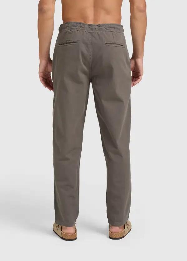 Simple Chino Pants