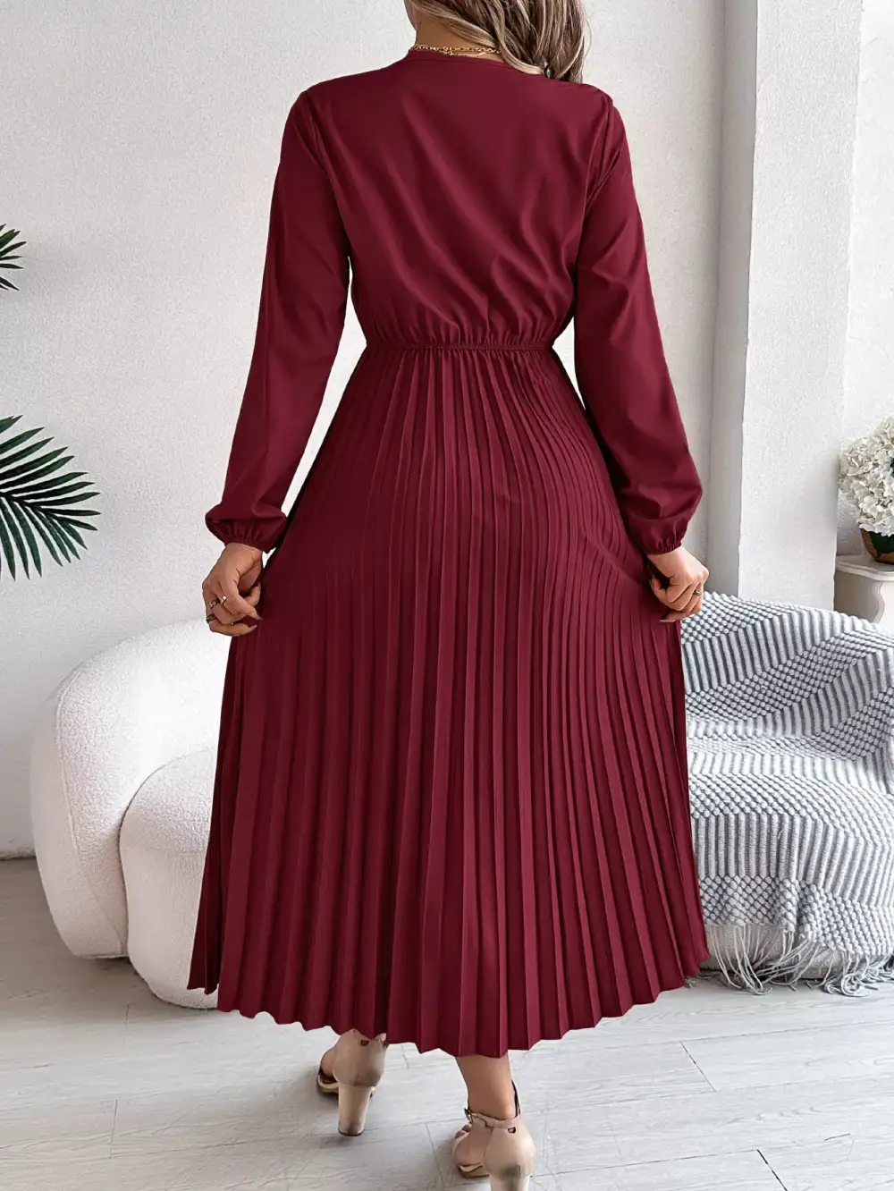 Lace V Neck Pleated Dress Casual
