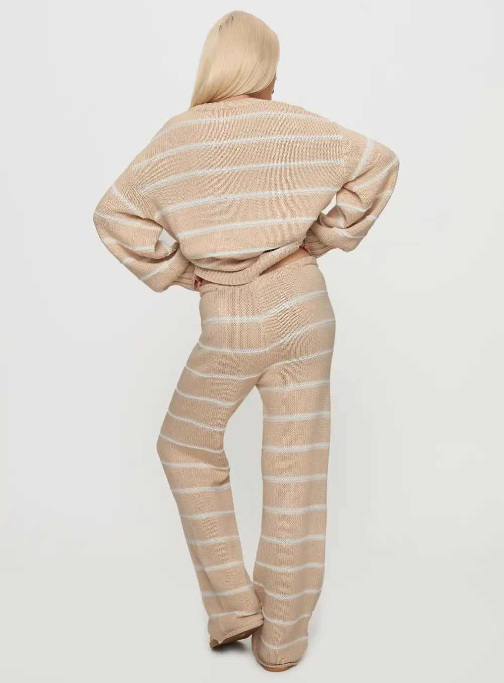 Read Your Knit Pants