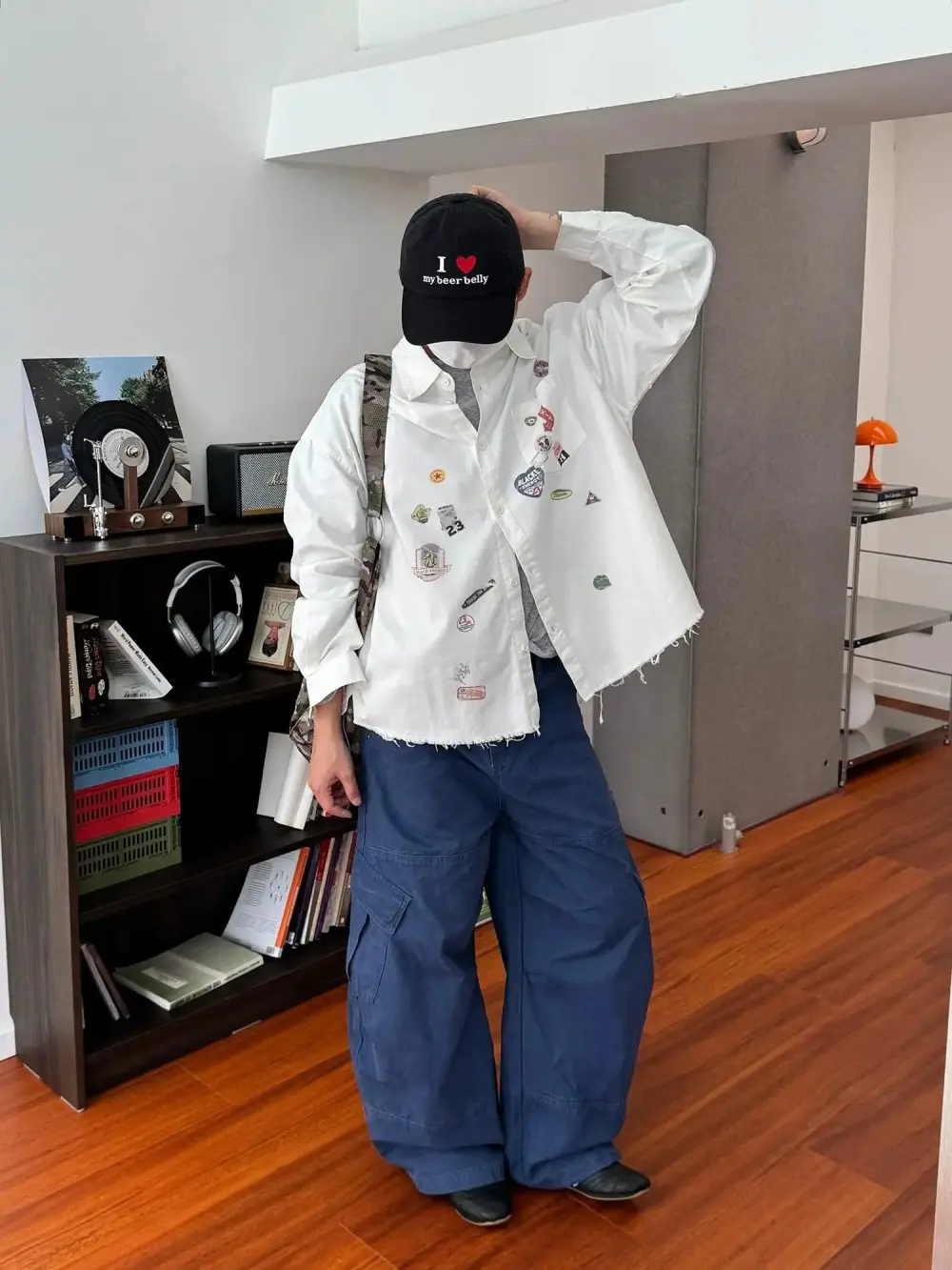 Tilt Side Pockets Cargo Jeans