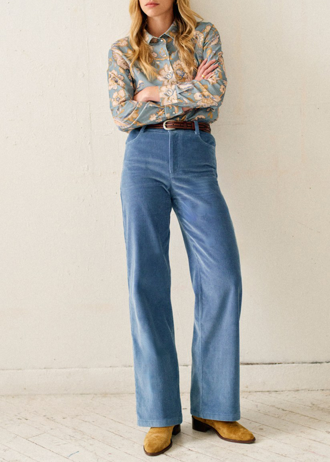 High-Rise Straight-Leg Loose Jeans