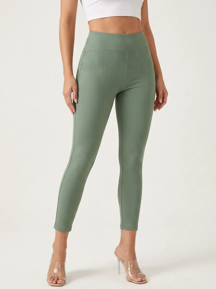 Contemporary Mid-Rise Stretch Pants