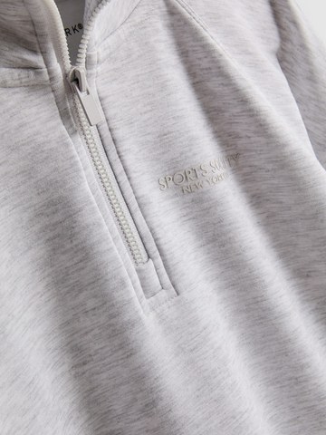 7-15yrs | Funnel Neck Sweatshirt and Joggers Set detail 2
