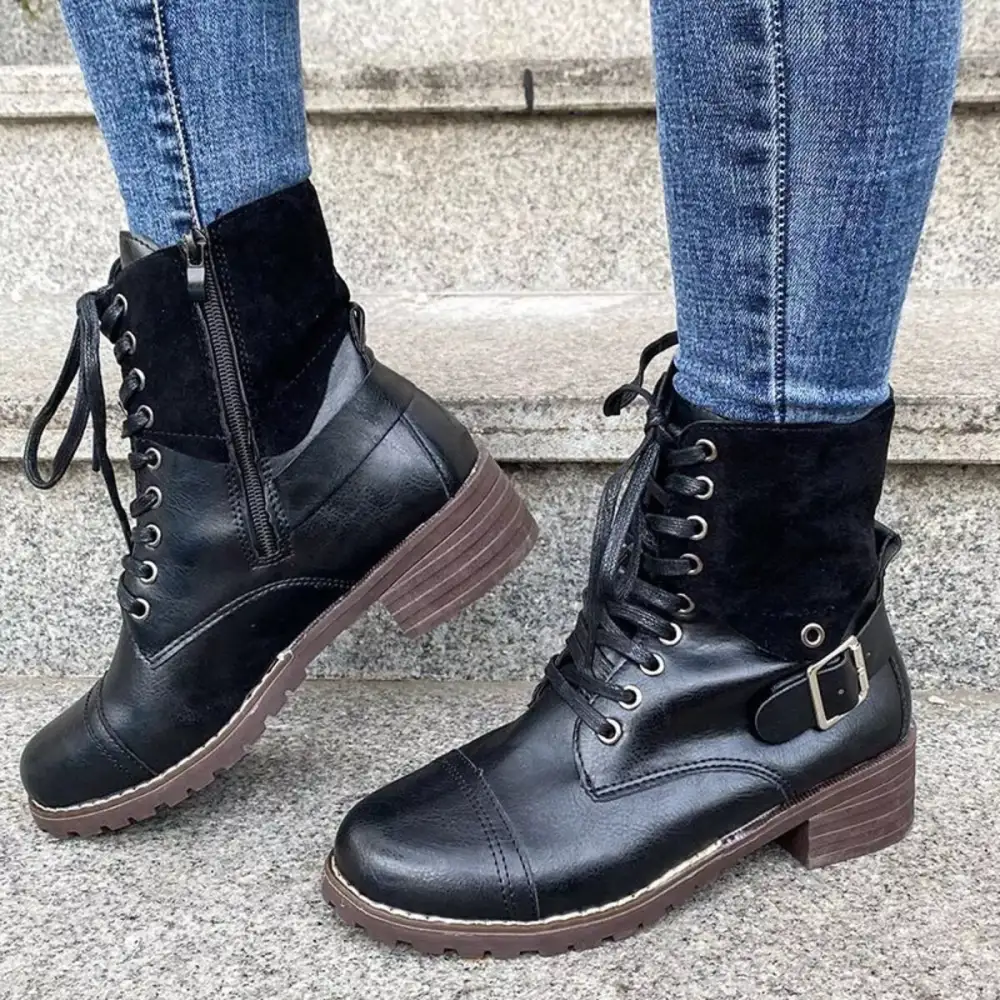 Relaxed Lace Up Block Heels Boots