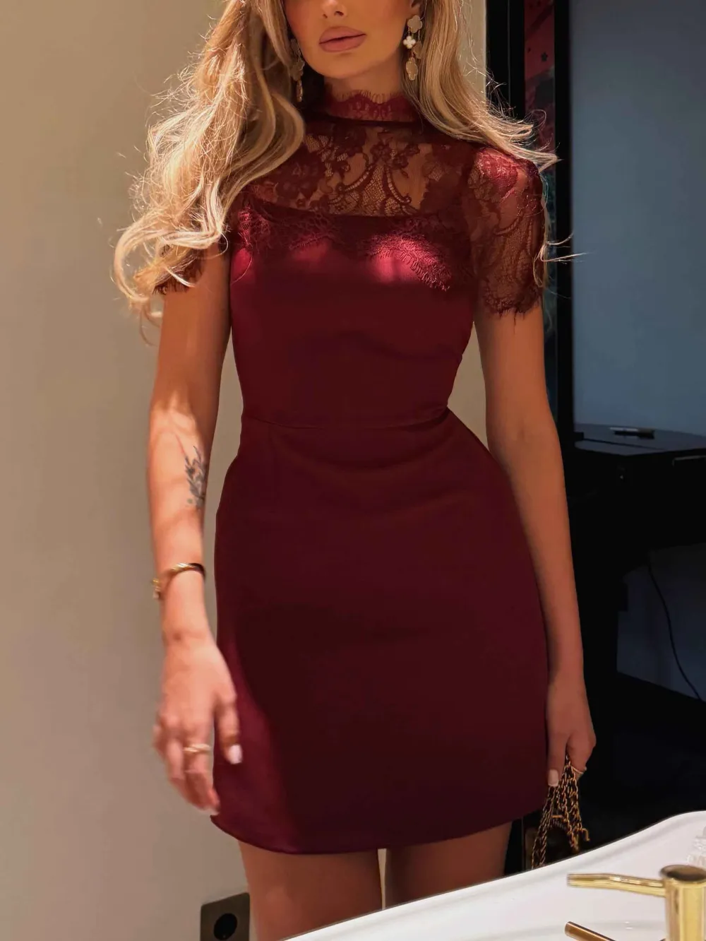 Lace Short Sleeved Elegant Mini Dress