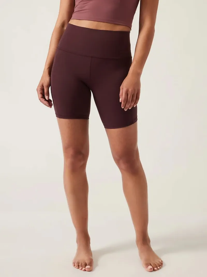 Burgundy Pocketed Athletic Shorts For Functional Casual Style