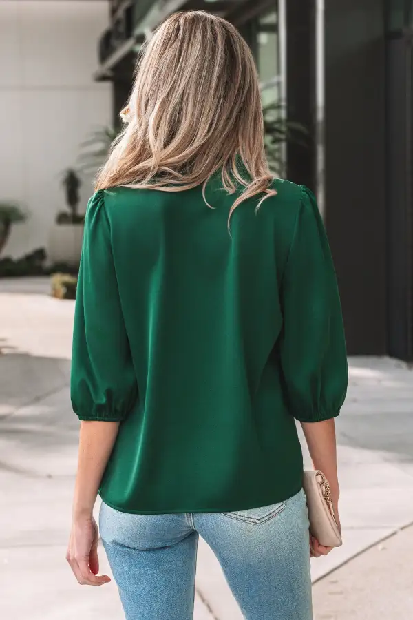Women's Solid V Neck Three Quarter Sleeve Top