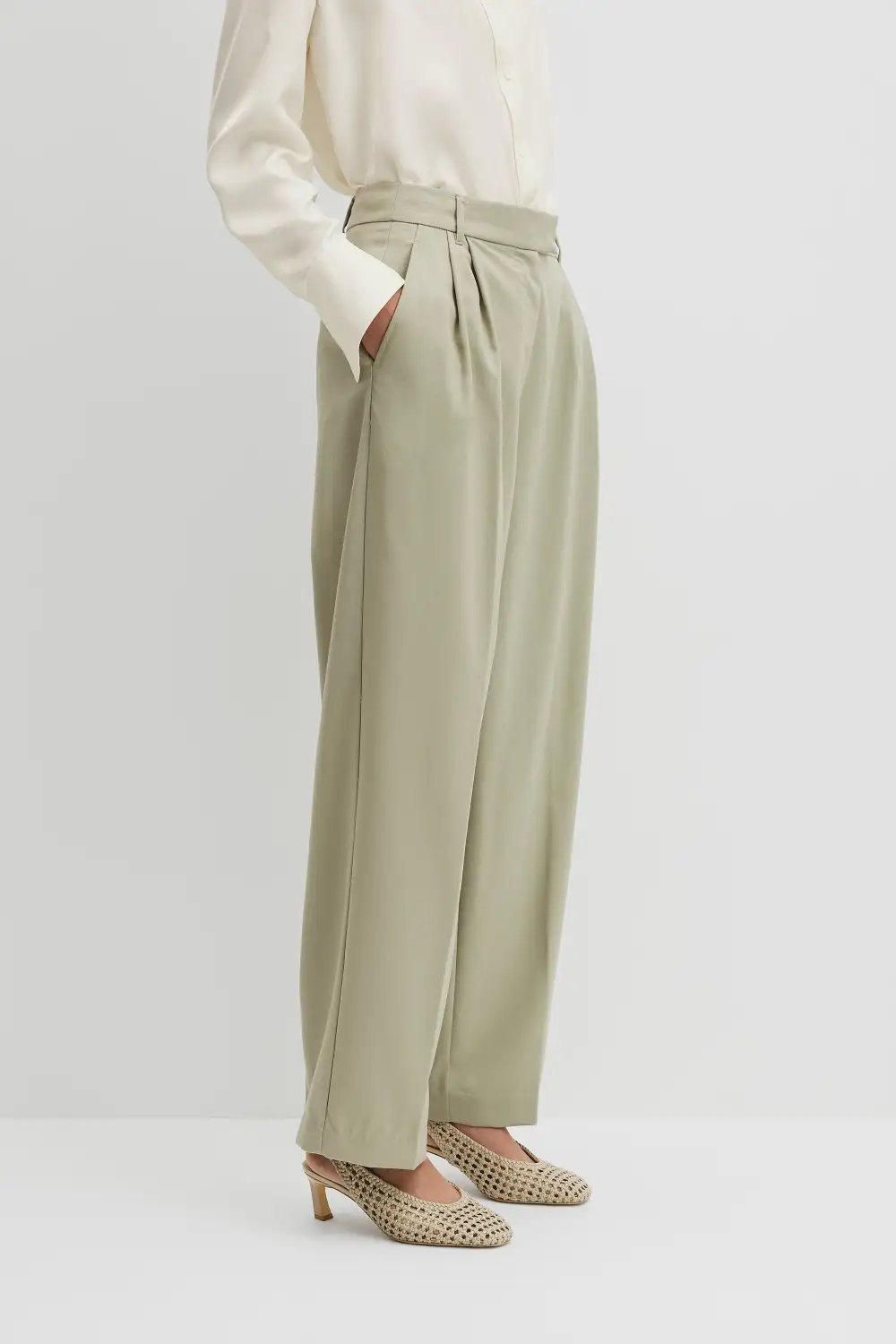 Women's Textured Tailored Pants