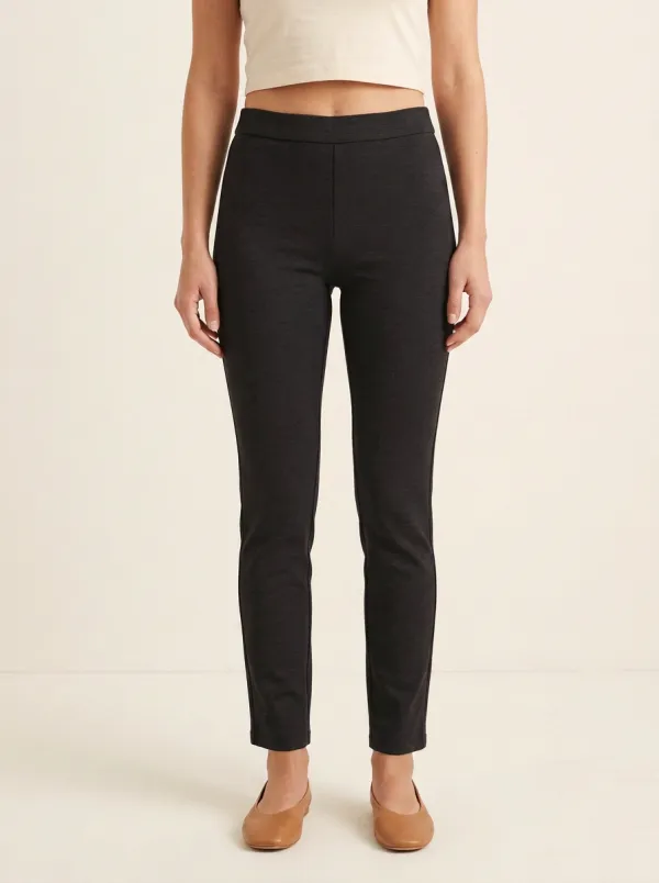 Travel-Ready Women's Stretch Mid-Rise Pants