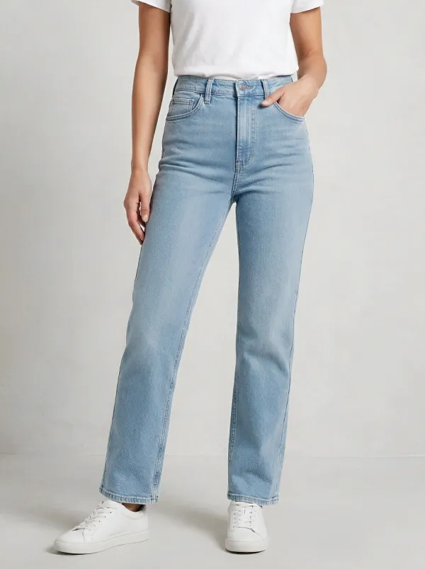 Classic High-Rise Vintage-Wash Women's Straight-Leg Jeans