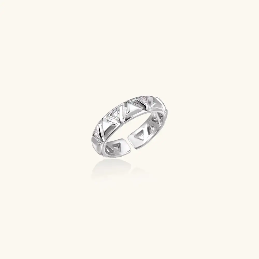 Geo Triangle Band Ring