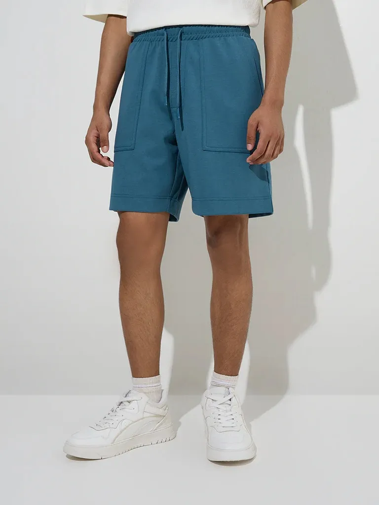 Solid Loose Mid-Waist Shorts