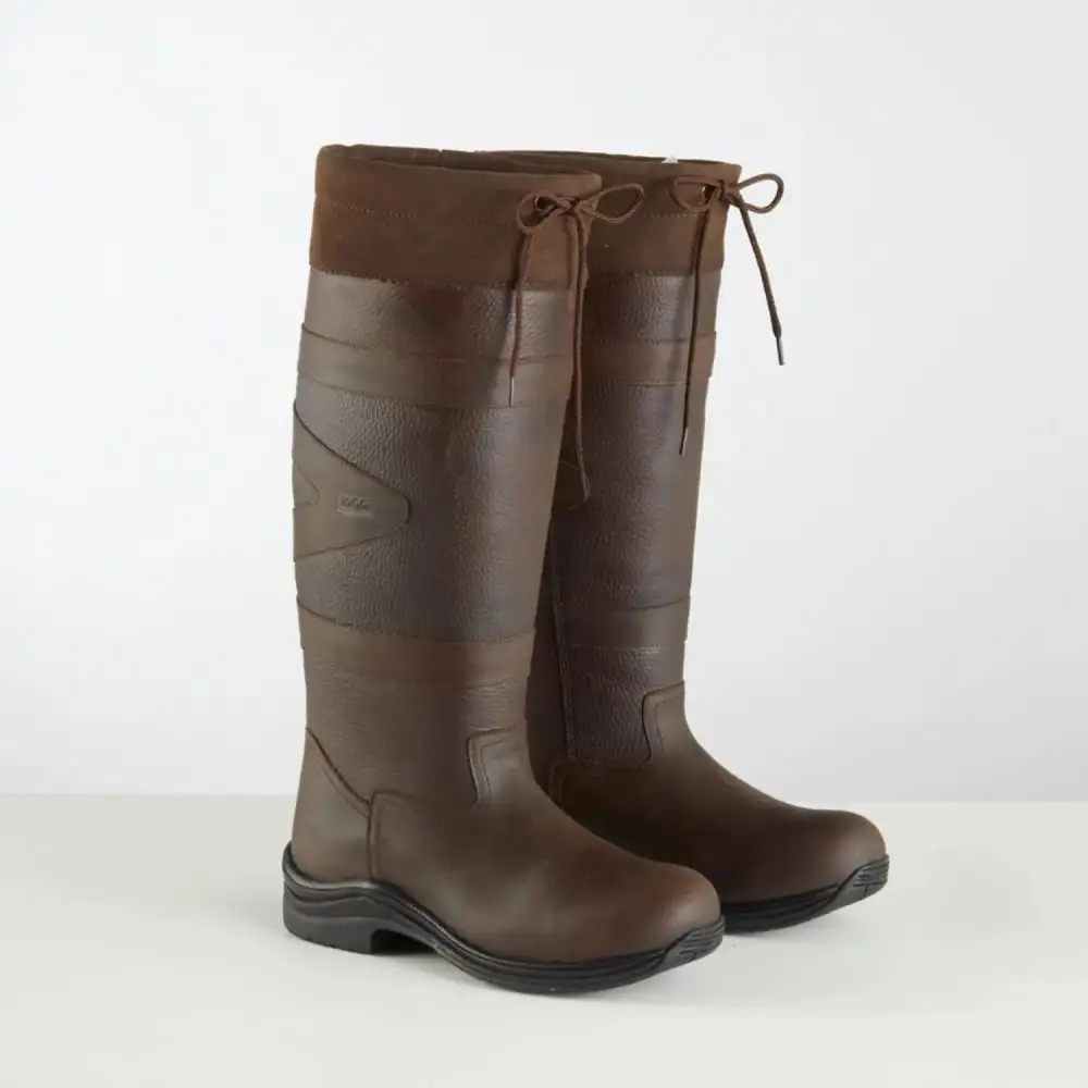 Modern Weather-Ready Leather Riding Boots