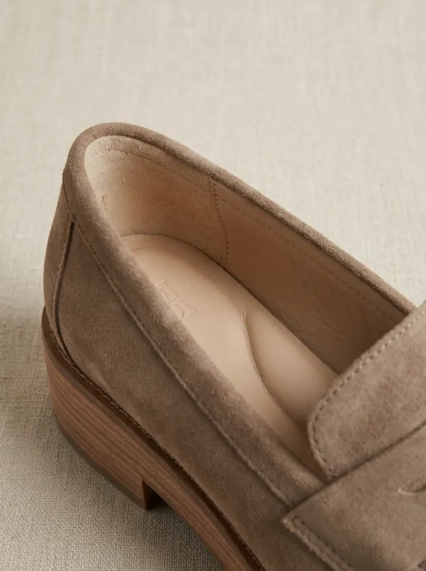 Women's Minimalist Suede Wood Sole Loafers