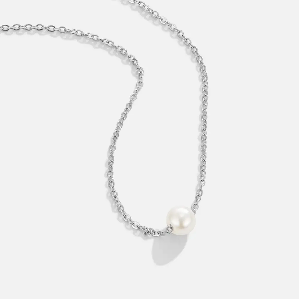 Adjustable Solitaire Pearl Necklace