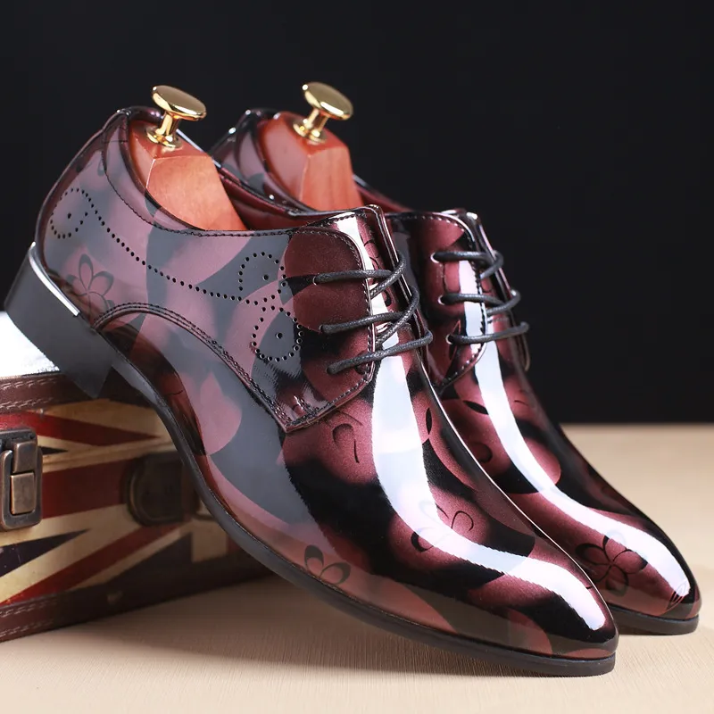 Men's Business Floral Pattern Strappy Leather Pointed Toe Dress Shoes