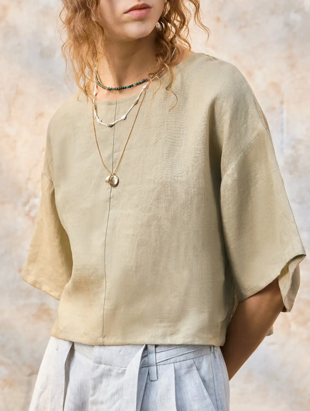 Linen Crew Neck Short Sleeve Tee